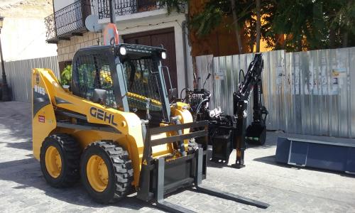 AQUISICIÓN DE UNA NUEVA MAQUINA PARA EL AYUNTAMIENTO.